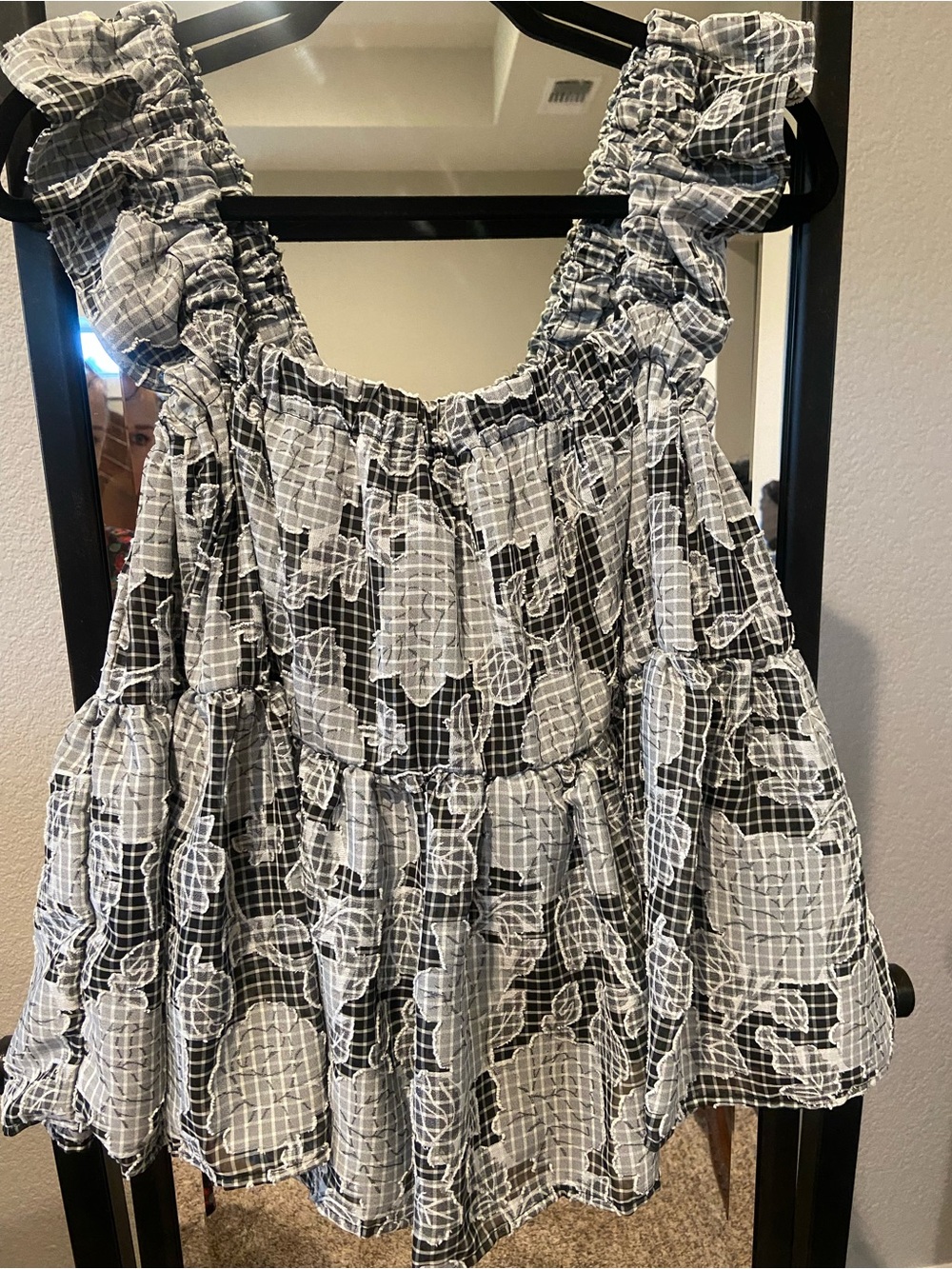 crown & ivy Black and White Floral Smocked Tiered Blouse
